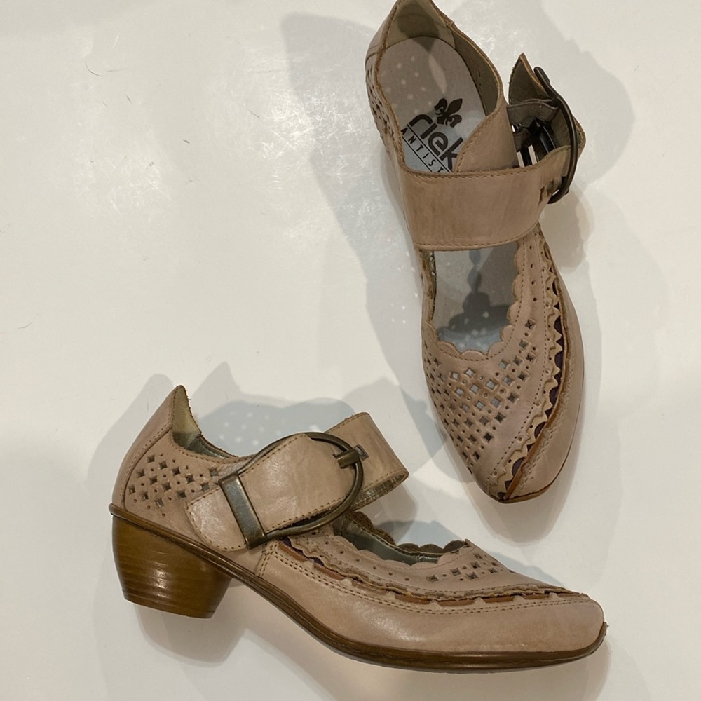 Rieker Antistress Perforated Floral Pattern Leather Heels Shoes Size 37 - Picture 6 of 15